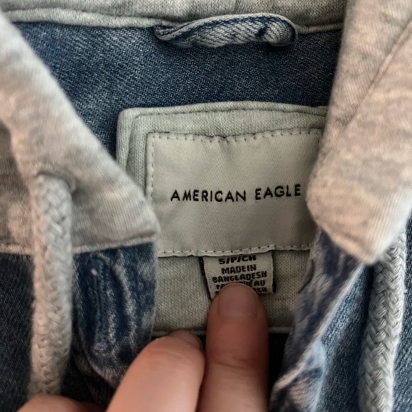 American Eagle denim cropped hoodie - Picture 2 of 6